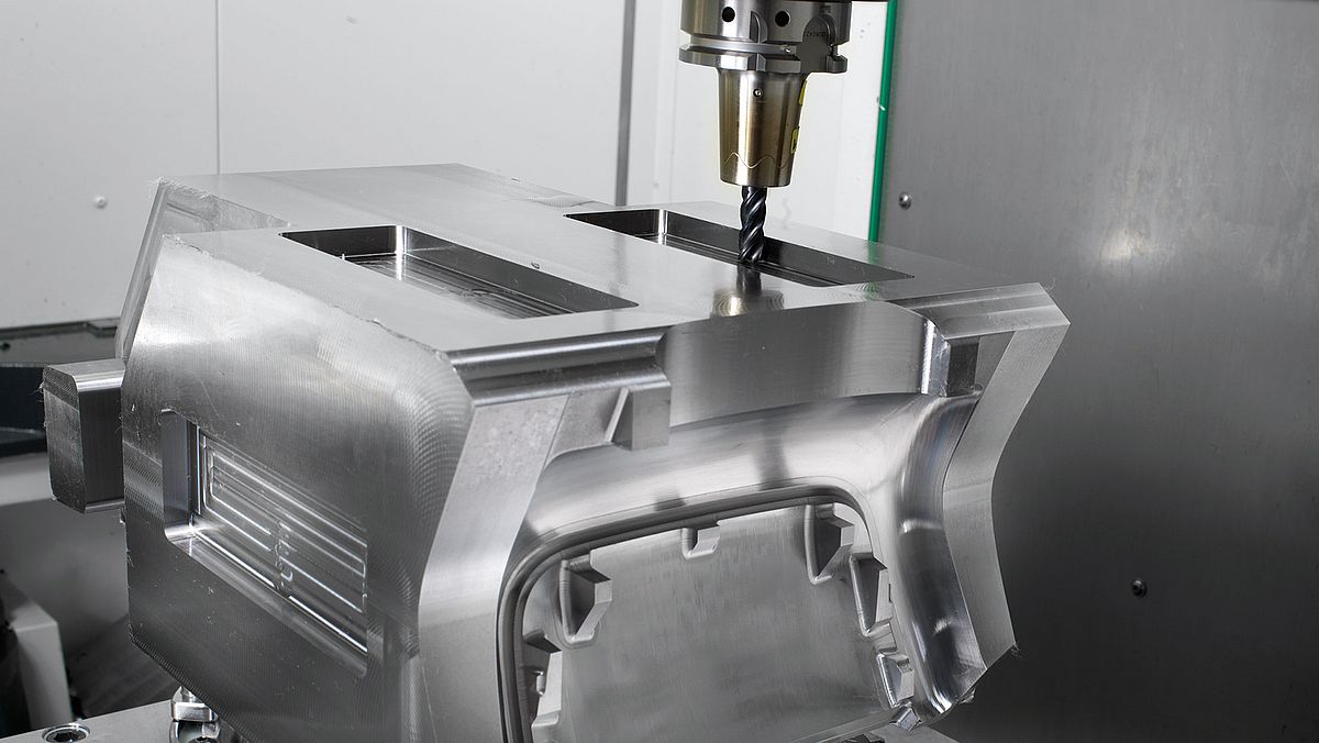 HELLER industry solutions: Tool and mould making HELLER industry solutions: Tool and mould making