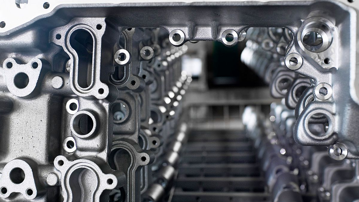 HELLER industry solutions: Contract manufacturing HELLER industry solutions: Contract manufacturing