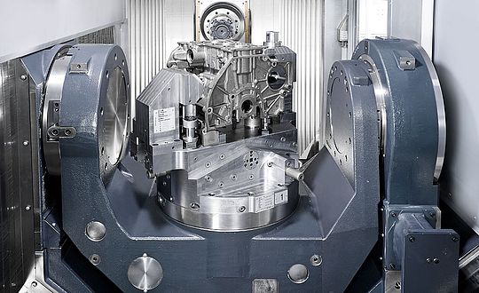 4-/5-axis machining on the HELLER MC 20 4-/5-axis machining on the HELLER MC 20